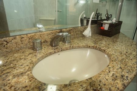 Apartamento à venda com 105m², 3 quartos e 2 vagasBanheiro da Suíte