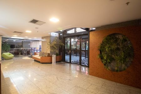 Apartamento à venda com 86m², 2 quartos e 2 vagas Apartamento à venda com 86m², 2 quartos e 2 vagasPortaria