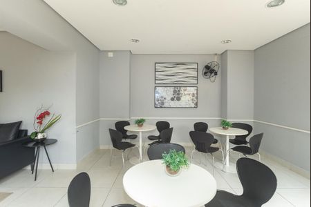 Apartamento à venda com 32m², 1 quarto e sem vaga Apartamento à venda com 32m², 1 quarto e sem vagaÁrea Comum - Salão de Festas