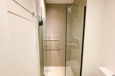 Studio à venda com 32m², 1 quarto e sem vaga Studio à venda com 32m², 1 quarto e sem vagaBanheiro