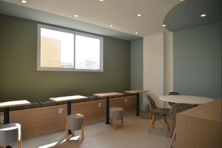 Apartamento para alugar com 50m², 2 quartos e 1 vagaÁrea comum