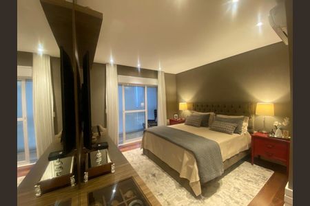 Apartamento à venda com 274m², 4 quartos e 5 vagas