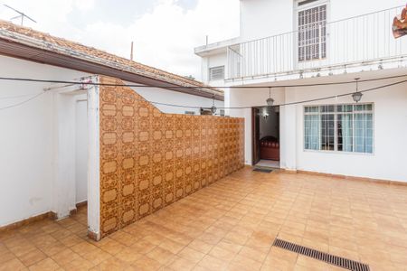 Casa à venda com 405m², 4 quartos e 7 vagas Casa à venda com 405m², 4 quartos e 7 vagasQuintal