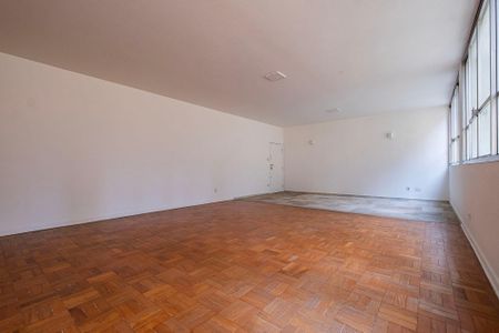 Apartamento para alugar com 198m², 3 quartos e 2 vagas Apartamento para alugar com 198m², 3 quartos e 2 vagasSala