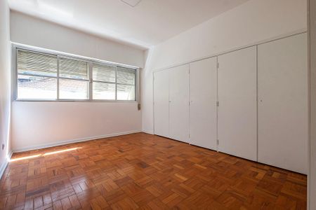 Apartamento para alugar com 198m², 3 quartos e 2 vagas Apartamento para alugar com 198m², 3 quartos e 2 vagasSuíte