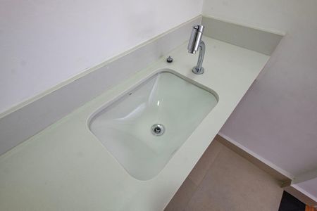 Apartamento para alugar com 198m², 3 quartos e 2 vagas Apartamento para alugar com 198m², 3 quartos e 2 vagasSuíte - Banheiro