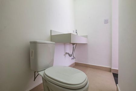 Apartamento para alugar com 198m², 3 quartos e 2 vagas Apartamento para alugar com 198m², 3 quartos e 2 vagasSuíte - Banheiro