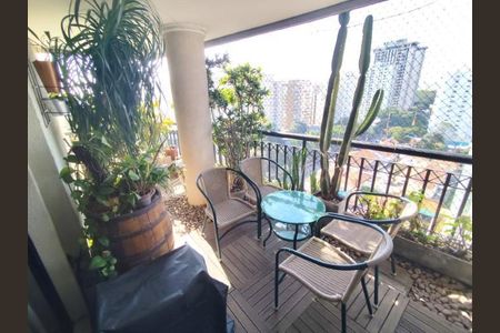 Apartamento à venda com 108m², 3 quartos e 3 vagas