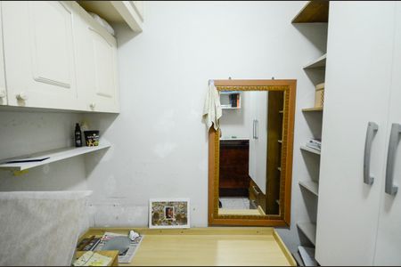 Apartamento à venda com 71m², 2 quartos e sem vaga Apartamento à venda com 71m², 2 quartos e sem vagaQuarto de Serviço