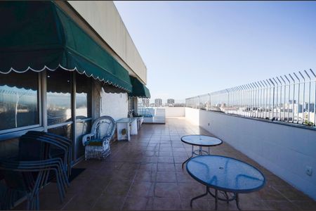 Apartamento à venda com 400m², 6 quartos e 2 vagasVaranda da Sala