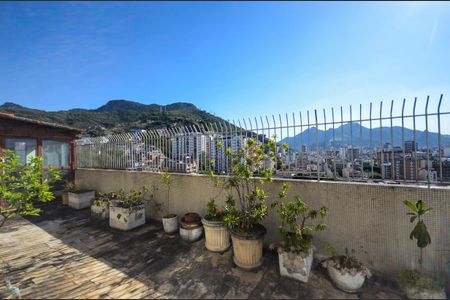 Apartamento à venda com 400m², 6 quartos e 2 vagasVista da Suíte