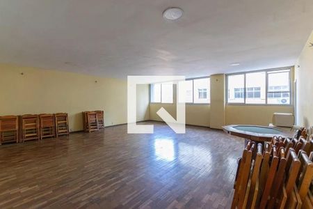 Apartamento à venda com 400m², 6 quartos e 2 vagasÁrea comum - Salão de festas