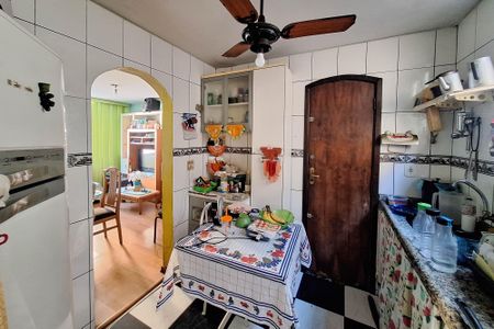 Apartamento à venda com 65m², 2 quartos e 1 vagaCozinha