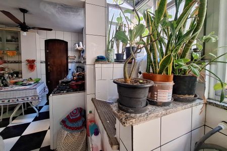 Apartamento à venda com 65m², 2 quartos e 1 vagaÁrea de Serviço