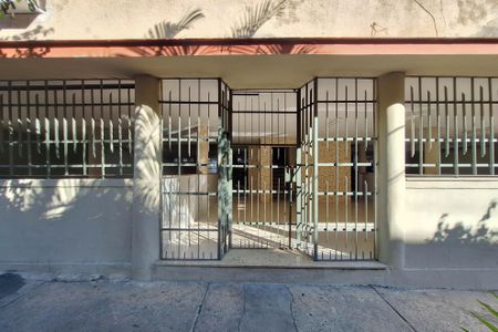 Apartamento à venda com 65m², 2 quartos e 1 vagaFachada