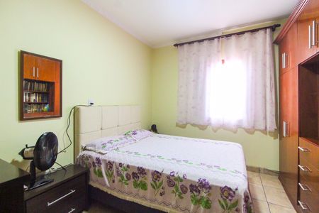 Casa à venda com 266m², 2 quartos e 6 vagas Casa à venda com 266m², 2 quartos e 6 vagasQuarto 1