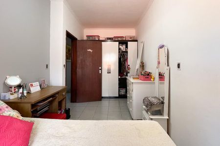 Casa à venda com 187m², 3 quartos e 2 vagas Casa à venda com 187m², 3 quartos e 2 vagasQuarto 2