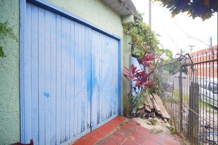 Casa à venda com 380m², 2 quartos e 2 vagas Casa à venda com 380m², 2 quartos e 2 vagasGaragem