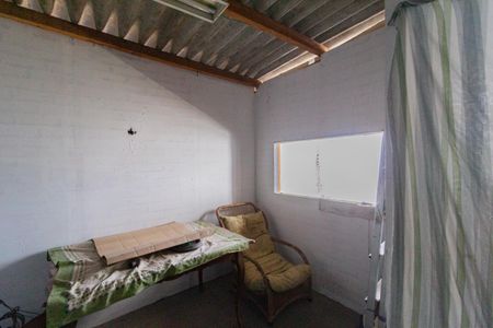 Casa à venda com 210m², 3 quartos e 2 vagas Casa à venda com 210m², 3 quartos e 2 vagasQuarto de serviço