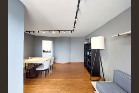 Apartamento para alugar com 90m², 3 quartos e 1 vaga Apartamento para alugar com 90m², 3 quartos e 1 vagaSala