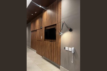Apartamento à venda com 65m², 2 quartos e 1 vaga Apartamento à venda com 65m², 2 quartos e 1 vagaÁrea comum - Salão de festas