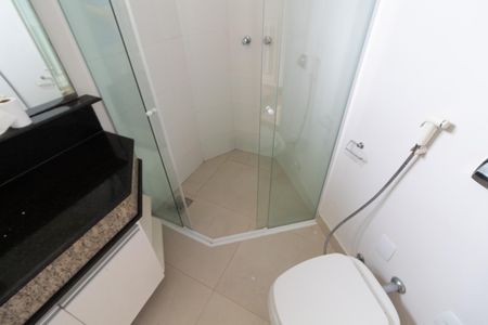 Casa de condomínio à venda com 750m², 4 quartos e 4 vagas Casa de condomínio à venda com 750m², 4 quartos e 4 vagasBANHEIRO SOCIAL