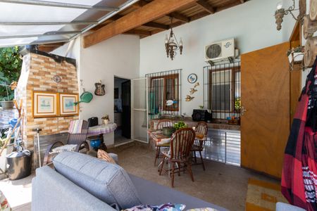 Casa à venda com 132m², 3 quartos e 3 vagas Casa à venda com 132m², 3 quartos e 3 vagasQuintal
