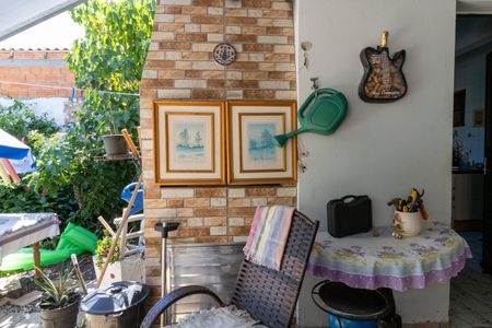 Casa à venda com 132m², 3 quartos e 3 vagas Casa à venda com 132m², 3 quartos e 3 vagasChurrasqueira