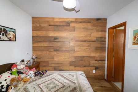 Casa à venda com 132m², 3 quartos e 3 vagas Casa à venda com 132m², 3 quartos e 3 vagasSuíte
