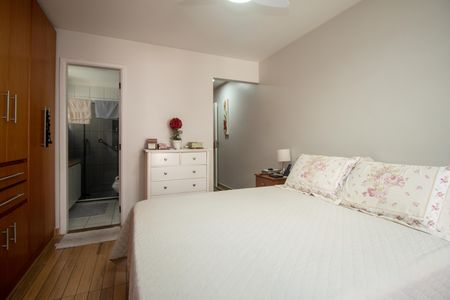 Casa à venda com 140m², 3 quartos e 1 vagaSuíte