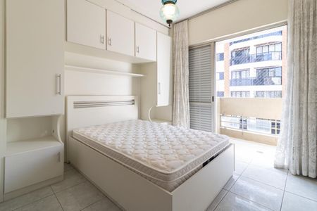 Apartamento à venda com 98m², 3 quartos e 1 vaga Apartamento à venda com 98m², 3 quartos e 1 vagaSuíte