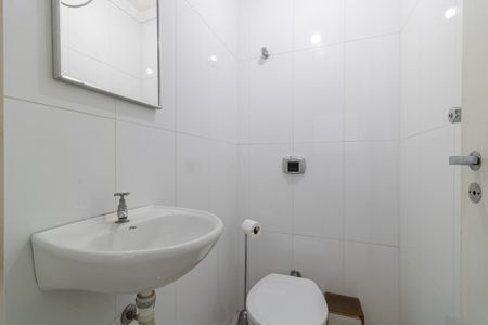 Apartamento à venda com 98m², 3 quartos e 1 vaga Apartamento à venda com 98m², 3 quartos e 1 vagaBanheiro de serviço