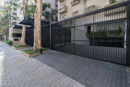 Apartamento à venda com 98m², 3 quartos e 1 vaga Apartamento à venda com 98m², 3 quartos e 1 vagaFachada