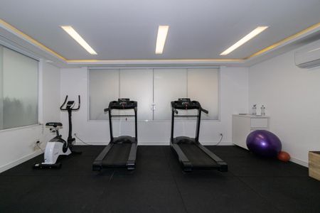 Apartamento à venda com 98m², 3 quartos e 1 vaga Apartamento à venda com 98m², 3 quartos e 1 vagaAcademia