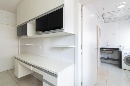 Apartamento à venda com 98m², 3 quartos e 1 vaga Apartamento à venda com 98m², 3 quartos e 1 vagaCozinha