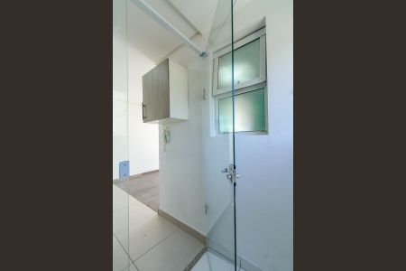 Apartamento para alugar com 60m², 3 quartos e 1 vagaÁrea de Serviço