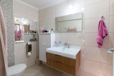 Apartamento à venda com 86m², 2 quartos e sem vagaBanheiro 