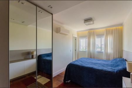 Apartamento à venda com 149m², 4 quartos e 2 vagas Apartamento à venda com 149m², 4 quartos e 2 vagasSuíte 2