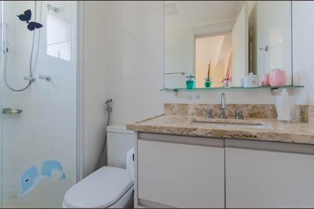 Apartamento à venda com 149m², 4 quartos e 2 vagas Apartamento à venda com 149m², 4 quartos e 2 vagasBanheiro da Suíte 1