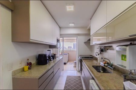 Apartamento à venda com 149m², 4 quartos e 2 vagas Apartamento à venda com 149m², 4 quartos e 2 vagasCozinha