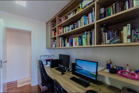 Apartamento à venda com 149m², 4 quartos e 2 vagas Apartamento à venda com 149m², 4 quartos e 2 vagasQuarto 1