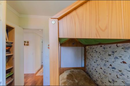 Apartamento à venda com 149m², 4 quartos e 2 vagas Apartamento à venda com 149m², 4 quartos e 2 vagasQuarto 2