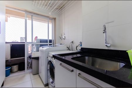 Apartamento à venda com 149m², 4 quartos e 2 vagas Apartamento à venda com 149m², 4 quartos e 2 vagasÁrea de Serviço