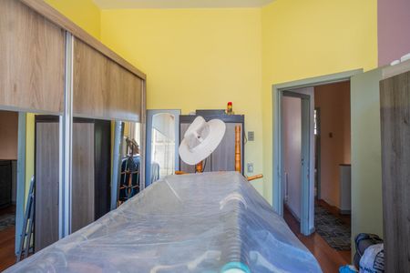 Casa à venda com 200m², 4 quartos e sem vaga Casa à venda com 200m², 4 quartos e sem vagaQuarto 2