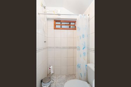 Casa à venda com 200m², 4 quartos e sem vaga Casa à venda com 200m², 4 quartos e sem vagaBanheiro 2