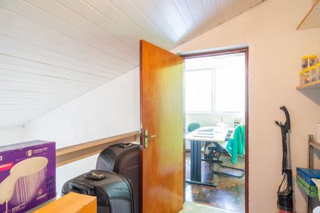 Casa à venda com 200m², 4 quartos e sem vaga Casa à venda com 200m², 4 quartos e sem vagaDepósito