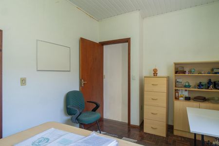 Casa à venda com 200m², 4 quartos e sem vaga Casa à venda com 200m², 4 quartos e sem vagaQuarto 4