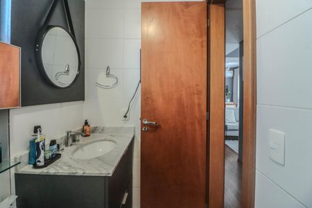 Apartamento à venda com 82m², 2 quartos e 2 vagasBanheiro Social