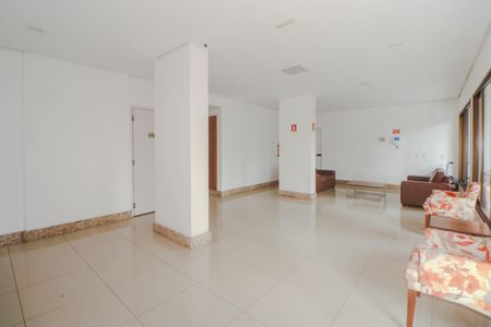 Apartamento à venda com 82m², 2 quartos e 2 vagasHall de entrada