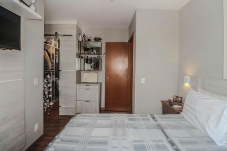 Apartamento à venda com 82m², 2 quartos e 2 vagasSuíte